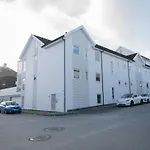 Apartment Modern Apt, Near Centre , Walking Distance Stavanger