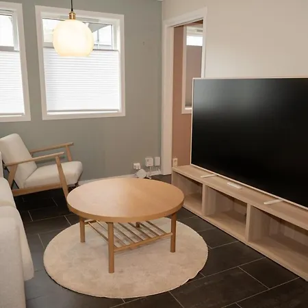 Modern Apt, Near Centre , Walking Distance Stavanger