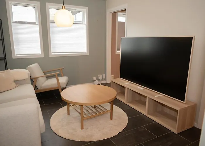 Modern Apt, Near Centre , Walking Distance Stavanger